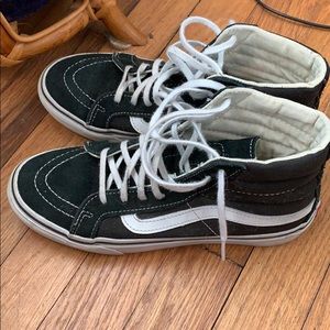 Ladies Vans Hi-Top Sneaker.